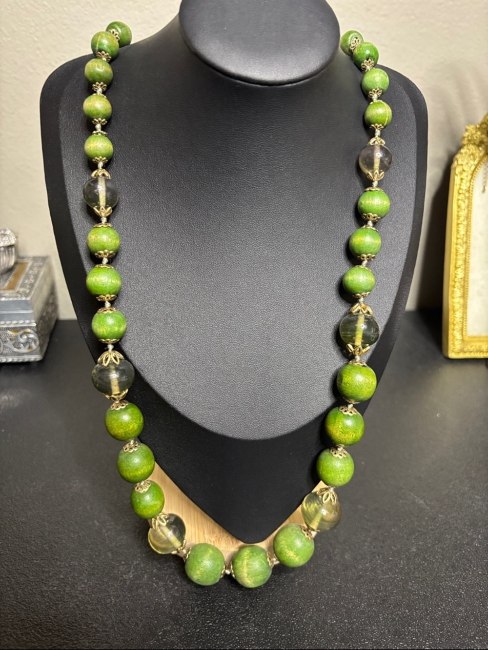 Vintage Green Glass and Wood Chunky Beaded Gold Tome Necklace